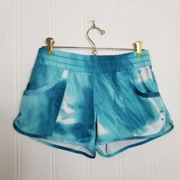 Lululemon Shorts Womens Size 4 Aqua Blue Paradise Surge Waterfall Surf Beach - Picture 2 of 10